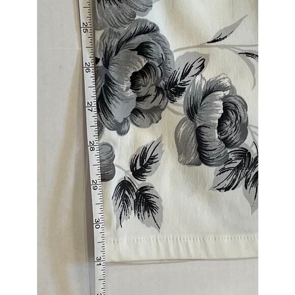 Tark 1 Paris Stretch White, Gray Floral Pants, Size M - Picture 14 of 14